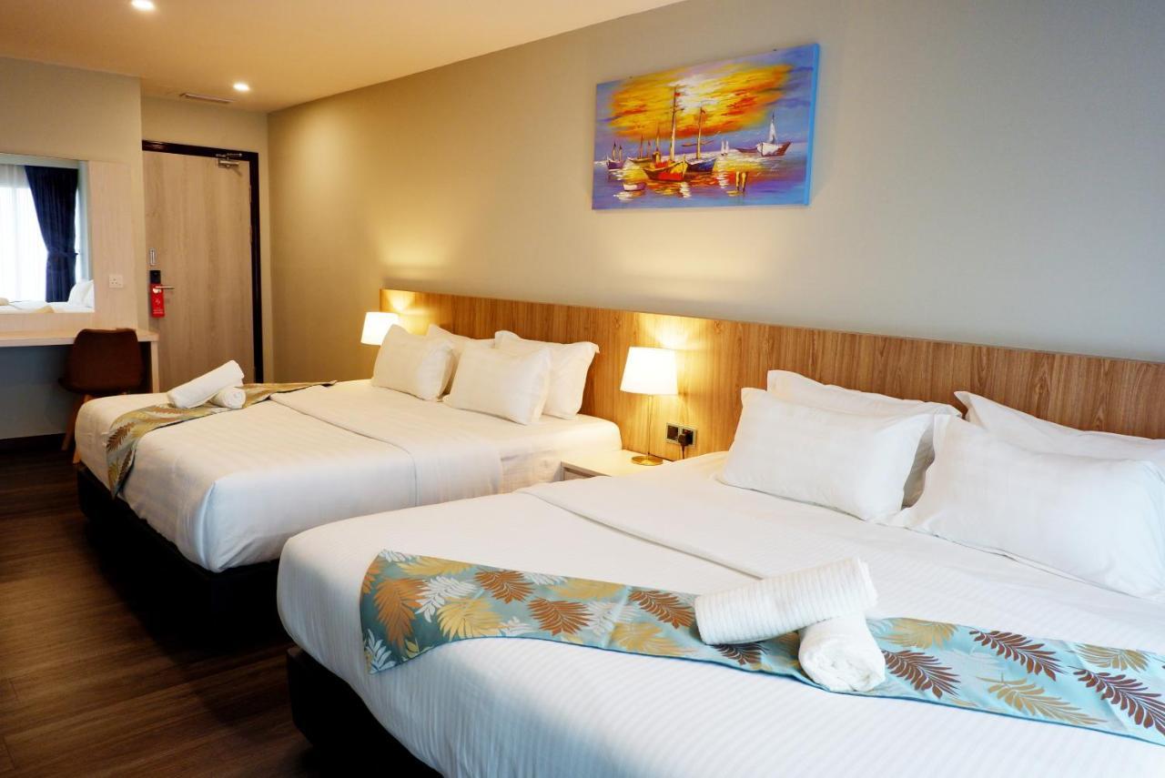 Flypod Hotel Kota Kinabalu Esterno foto